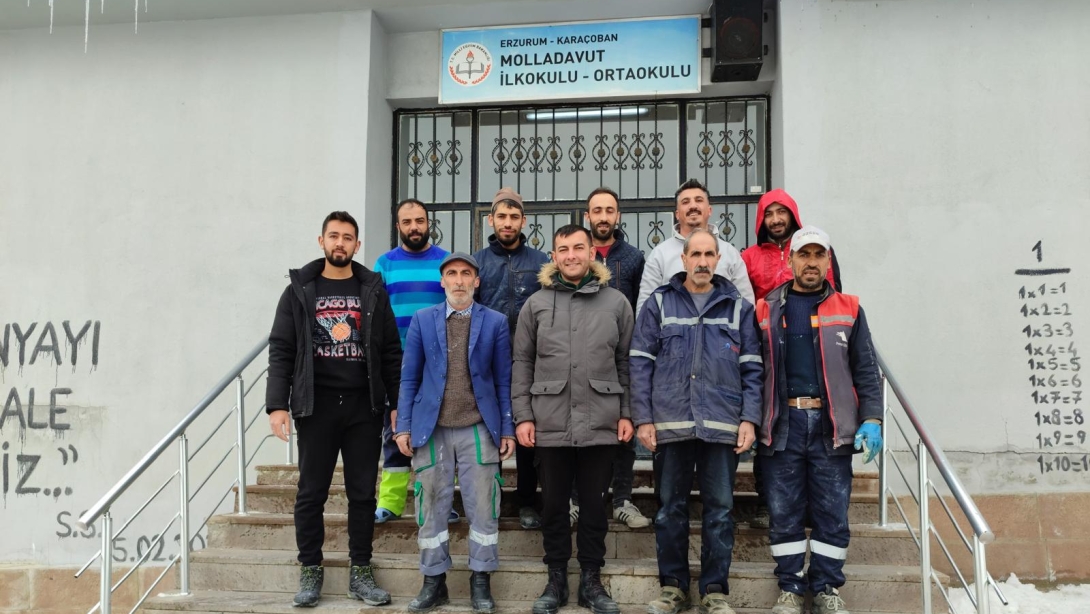 MERKEZ VE KÖY OKULLARIMIZDA BAKIM VE ONARIM ÇALIŞMALARI YAPILDI